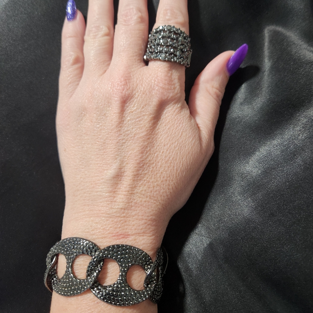 Pavé Link Statement Bracelet and Gray Rhinestone Ring Set - Blackened Silver - Picture 7 of 7